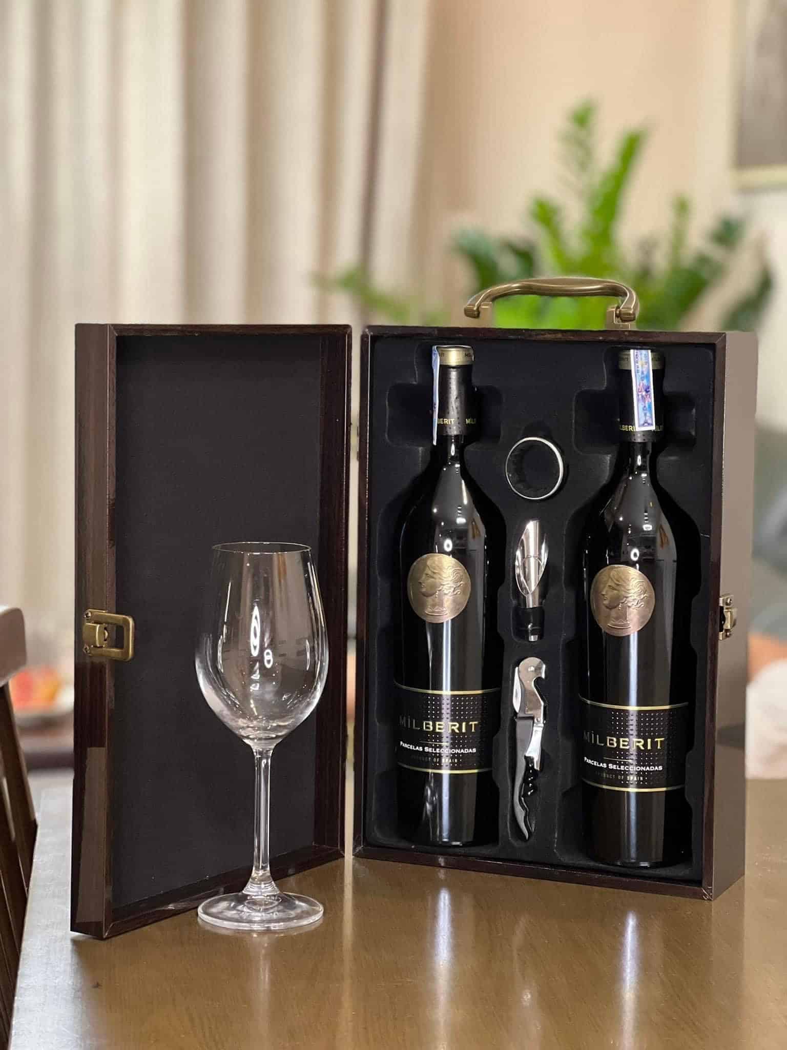 set quà tết rượu vang sang trọng