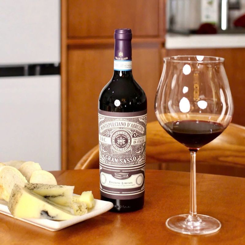 Rượu Vang Ý Gran Sasso Montepulciano DOC