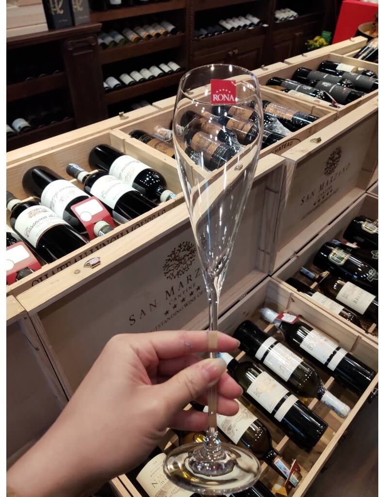 Bộ ly rượu vang