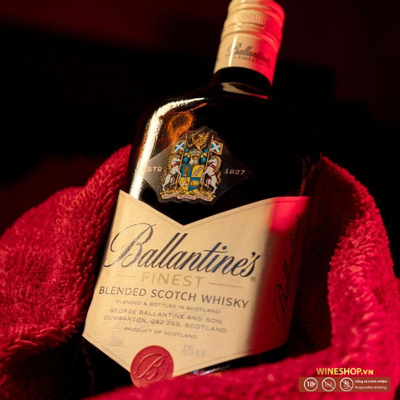 Rượu Whisky Ballantine’s Finest