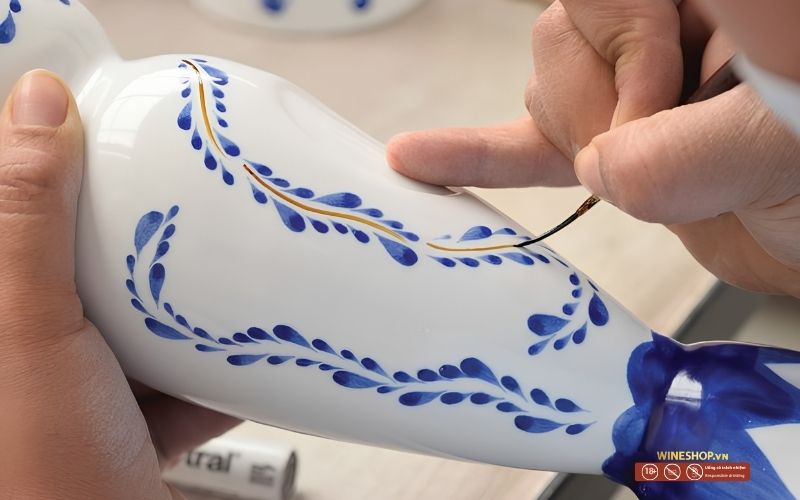 Nghệ nhân vẽ Tequila clase azul reposado