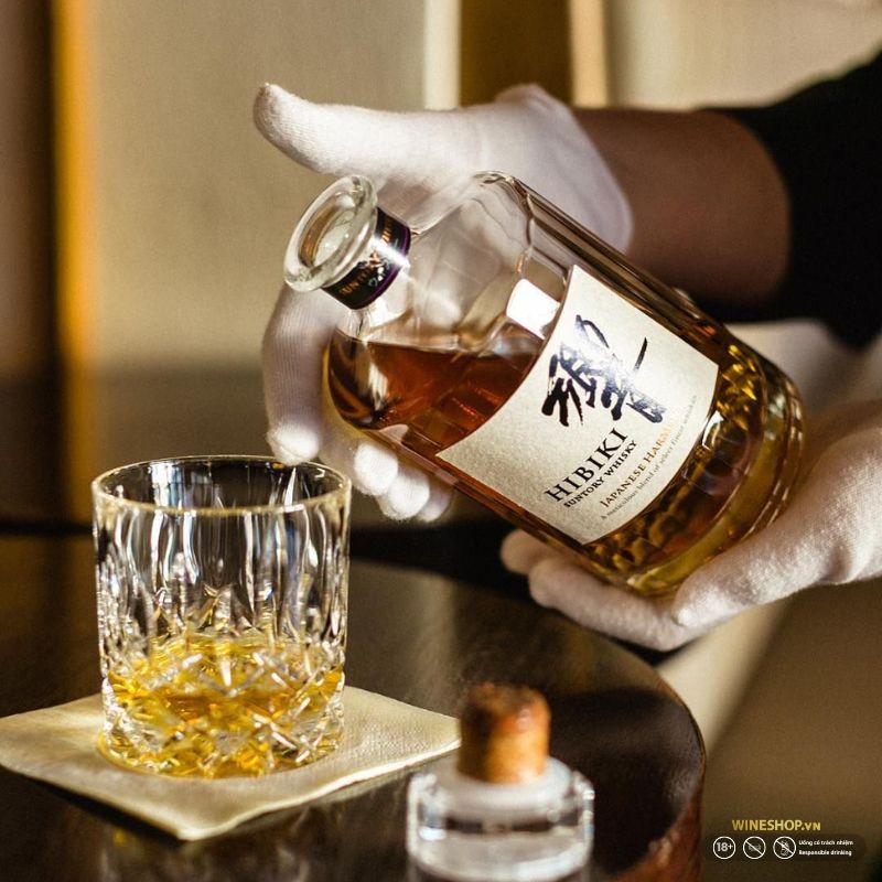 Bảng giá các dòng Hibiki tại WINESHOP.vn